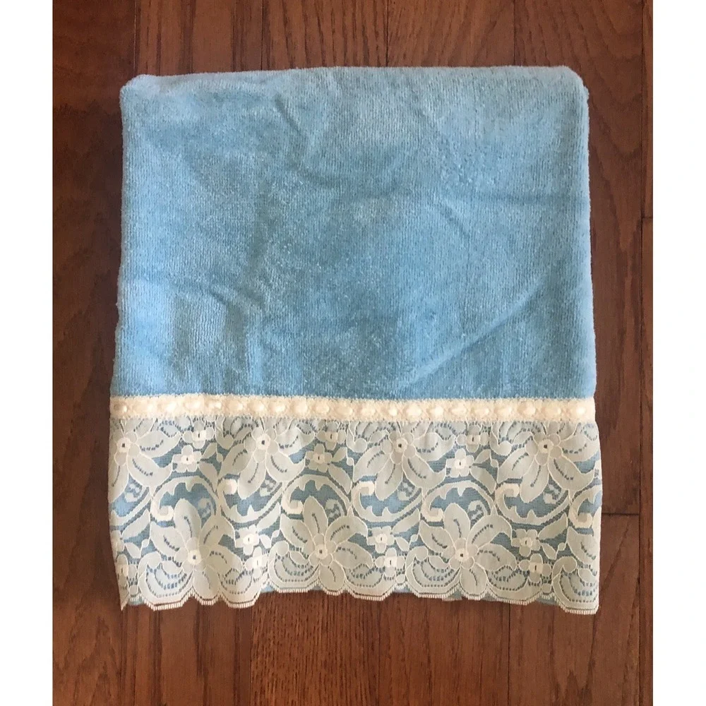 Vintage Bath Towel Fieldcrest Lustre Blue Cotton Lace Ruffle Trim USA 24x44